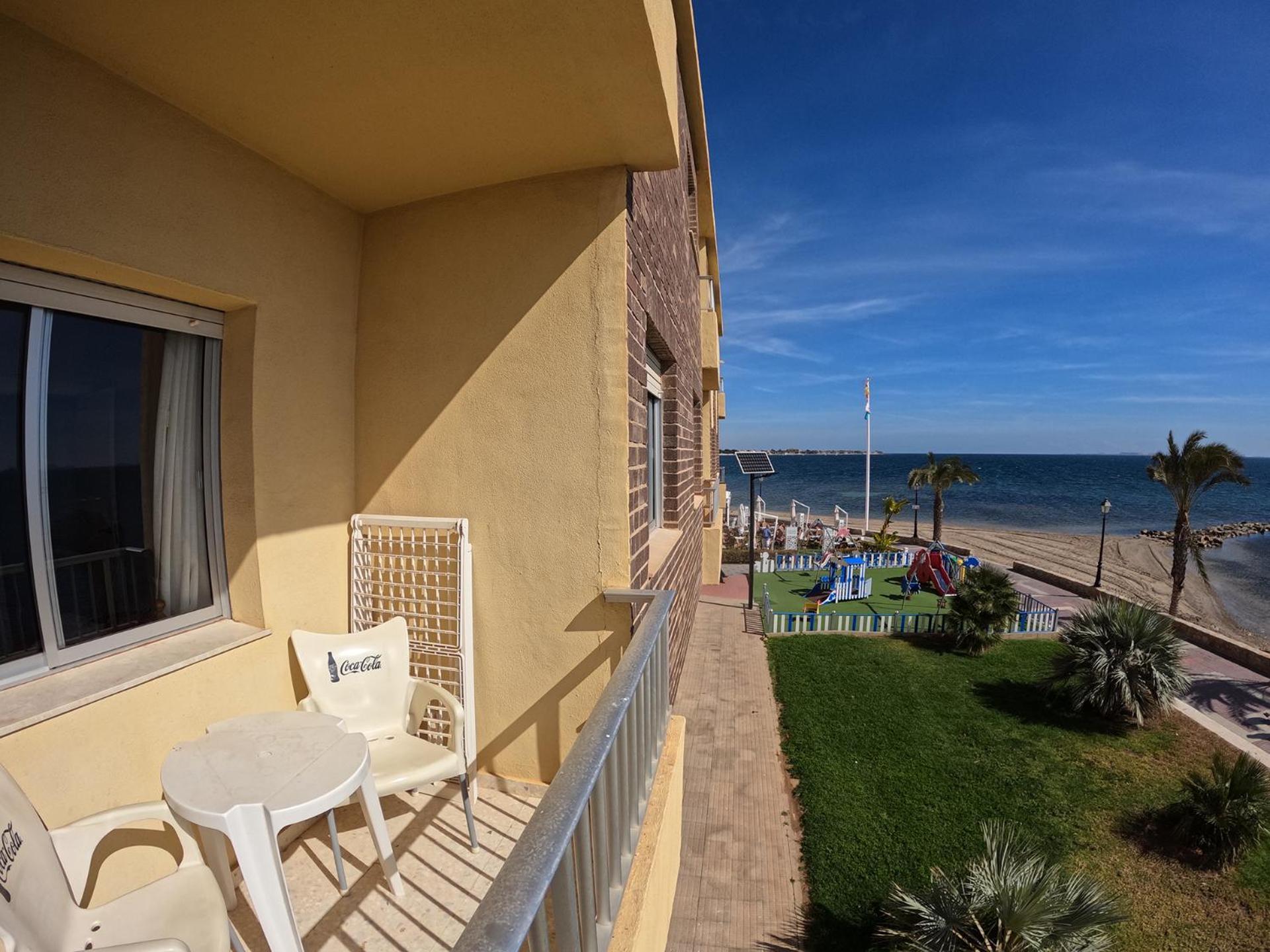 Apartamentos La Encarnacion I Los Alcázares Kültér fotó